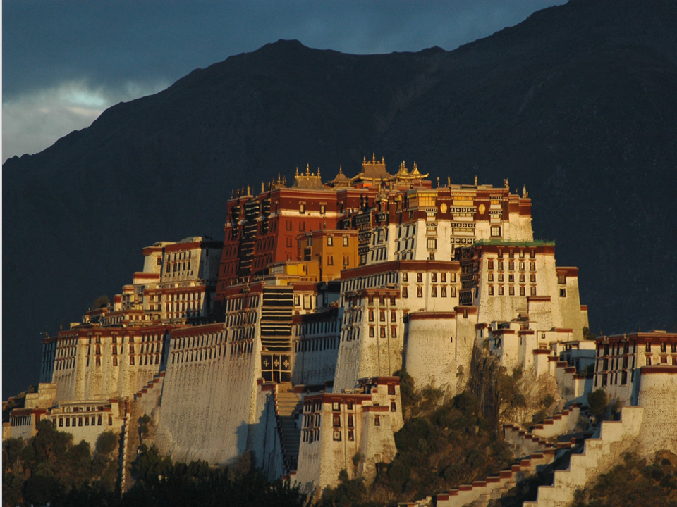 Mountain Trek Gallery Image 1